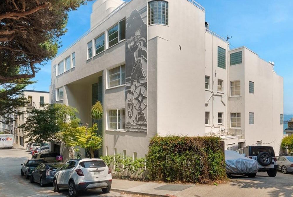 Live Like Bogart & Bacall In This Telegraph Hill Penthouse
